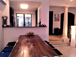 Typical Villa , Swimming Pool, 300 Meters to Langosta and Tamarindo Be