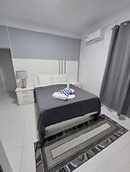 3Bd Luxury Villa Located in Prime Loc