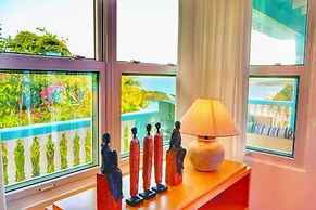 Blue Whale Villa