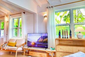 Blue Whale Villa