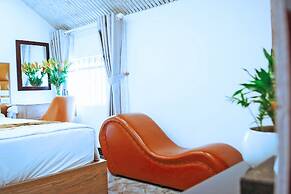 GRAD Queen Hotel 2 - Ha Dong