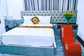 GRAD Queen Hotel 2 - Ha Dong