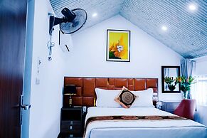 GRAD Queen Hotel 2 - Ha Dong