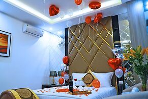 GRAD Queen Hotel 2 - Ha Dong