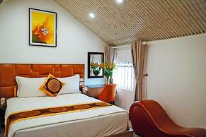 GRAD Queen Hotel 2 - Ha Dong