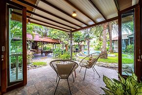 Secluded Oasis for Family - BM5