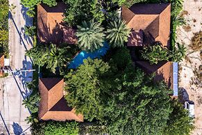 Secluded Oasis for Family - BM5