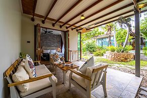 Secluded Oasis for Family - BM5