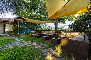 Secluded Oasis for Family - BM5