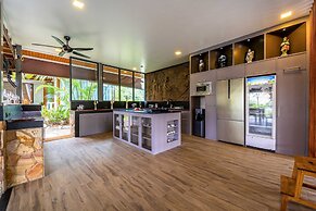 Secluded Oasis for Family - BM5