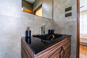 Secluded Oasis for Family - BM5