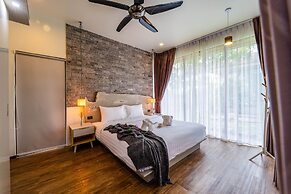 Secluded Oasis for Family - BM5