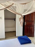 White Star Ocean View Hotel