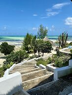 White Star Ocean View Hotel