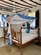 White Star Ocean View Hotel