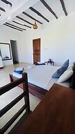 White Star Ocean View Hotel