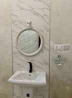 White Star Ocean View Hotel