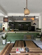 Co-Living Memories Hostel & Restaurant