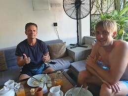 Co-Living Memories Hostel & Restaurant