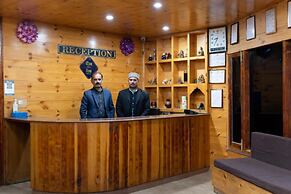 Goroomgo Hotel Conifer Manali