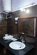 Goroomgo Hotel Conifer Manali