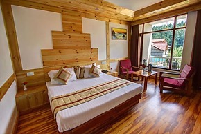 Goroomgo Hotel Conifer Manali