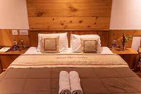 Goroomgo Hotel Conifer Manali