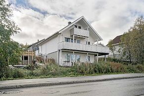 Lovly 3 Bedroom Apartment With the View of Aurora