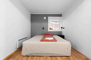 Lovly 3 Bedroom Apartment With the View of Aurora