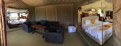 Explore Mara Camp