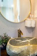 The Linh Seaside Villa Hoi An