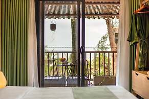 The Linh Seaside Villa Hoi An