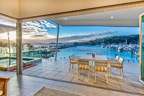 Pavillions 25 Penthouse with Marina View