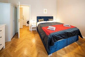 Apart Hotel Zborovska