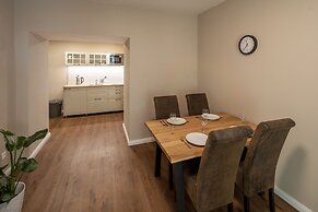 Apart Hotel Zborovska