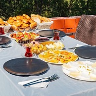 GÖKBÜK SERENİTY HOTEL