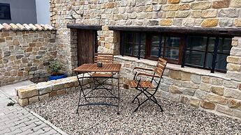 Prague West - Studio Terrace