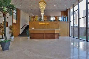 Hotel Empyrean