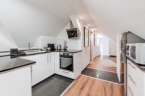 First Wohnen GmbH