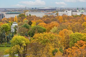 Warsaw Saski Garden Apartment by Renters