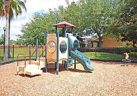 Solana Sunset 4 Bedroom Home by RedAwning