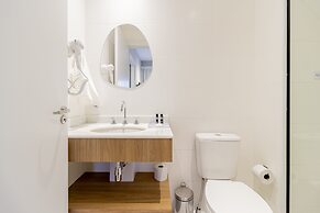 Charlie Uwin Brooklin