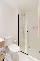 Charlie Uwin Brooklin