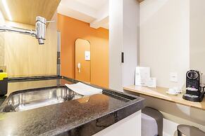 Charlie Uwin Brooklin