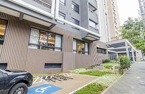 Charlie Uwin Brooklin