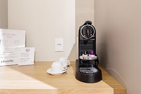 Charlie Uwin Brooklin