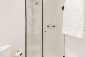 Charlie Uwin Brooklin