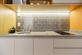 Charlie Uwin Brooklin