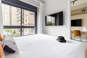 Charlie Uwin Brooklin