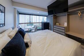 Charlie Uwin Brooklin